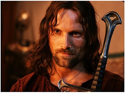 A Gyűrűk Ura Viggo Mortensen, mint Aragorn Közelről Karddal 8 x 10 Inch-Fotó